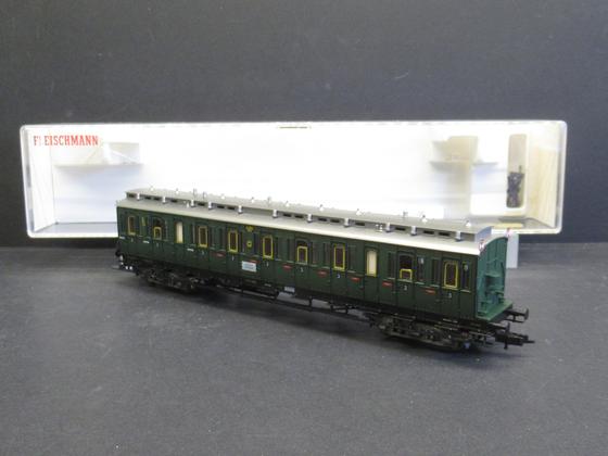 Fleischmann 5090 K 4-achsige Abteilwagen 3.Klasse DRG grün Spur H0 OVP