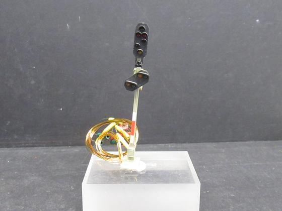 Busch 5834 LED Licht Hauptsignal m. Vorsingnal Spur H0