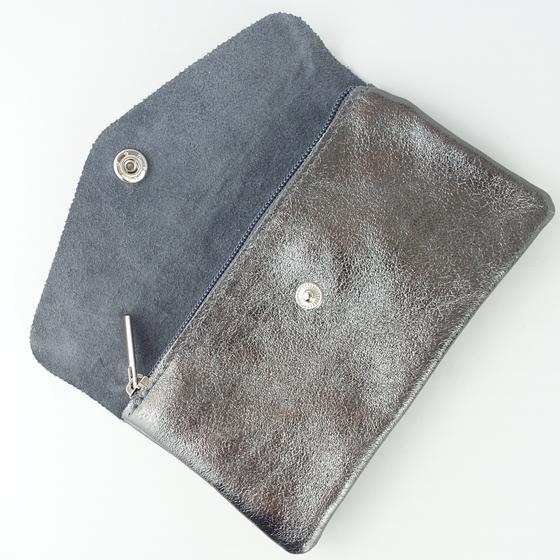 goldmarie Britt-Portemonnaie LOVE PEACE MOIN lilac Leo Label - Leder anthrazit metallic - 15x9cm