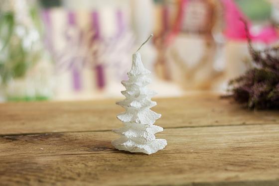 Motivkerze Tannenbaum, grün oder weiß