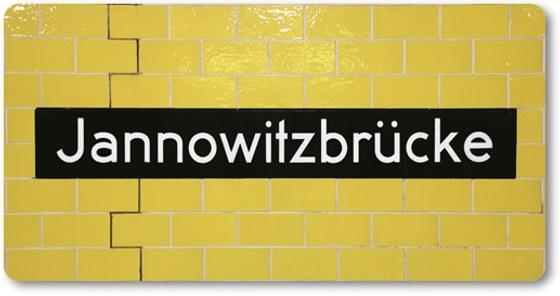 Jannowitzbrücke U-Bahn Magnet Alexanderplatz Berlin Mitte Ubahnhof Umstieg S-Bahn 