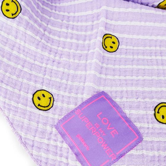 goldmarie Tuch LOVE IS MY SUPERPOWER - Baumwolle Smile Muster - flieder-gelb