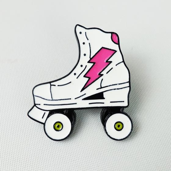 goldmarie DiSCO ROLLSCHUH Pin - weiß-pink - 2,5X3cm