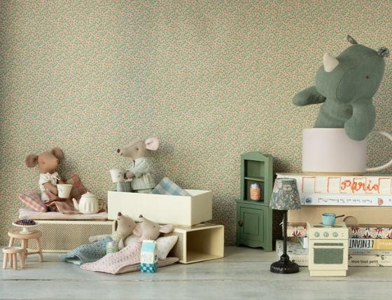 Maileg Große Schwester Maus in Streichholzschachtel