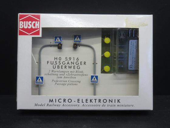 Busch 5916 Fußgänger Überweg mit blink LED´s Spur H0 OVP