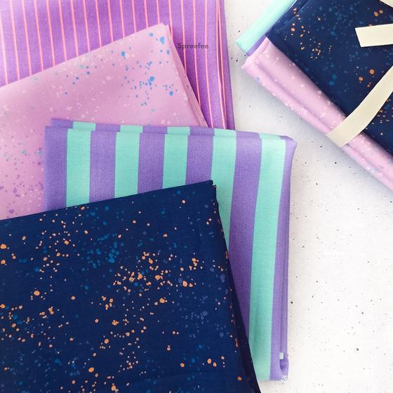 Speckled Bluebell Stoff von Ruby Star Society – moderner Baumwollstoff mit Sprenkelmuster zum Taschennähen