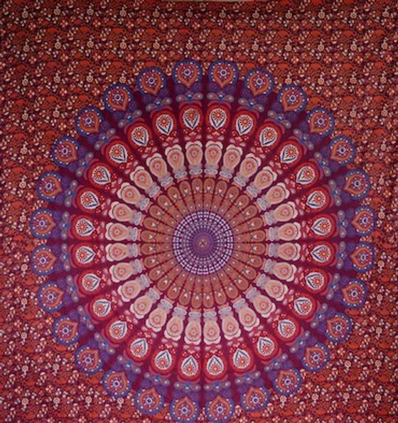 Boho-Style Wandbehang, indische Tagesdecke Mandala Druck - lila/rot/orange