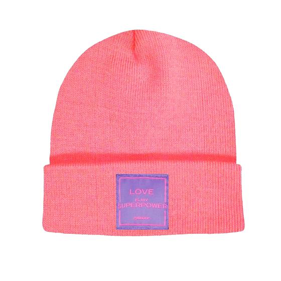 goldmarie Beanie Mütze LOVE IS MY SUPERPOWER lila Label - neon pink