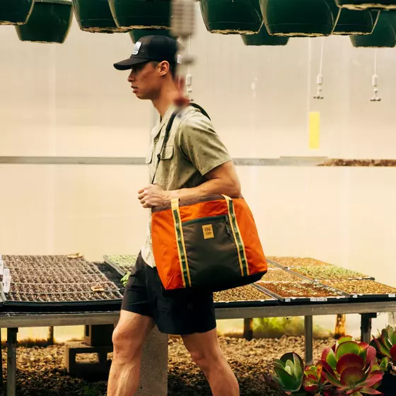 Mountain Utility Tote Bag Midnight von Topo Designs