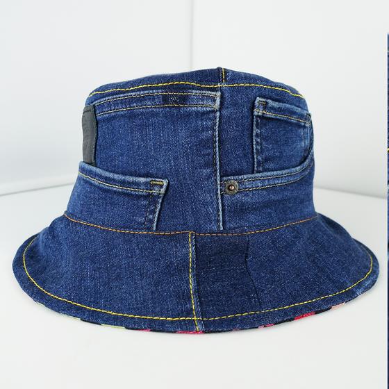 goldmarie Bucket Hat Hut MOINGIORNO - JEANS Recycelt - denim dunkelblau - reversible LOVE PEACE MOIN