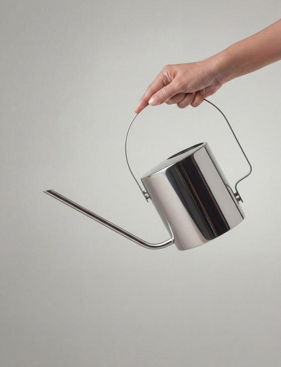 Arne Jacobsen Gieskanne Stahl