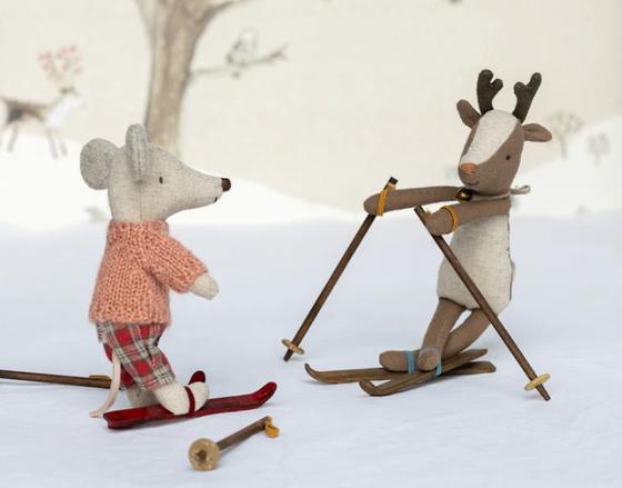 Maileg Wintermaus mit Ski Große Schwester