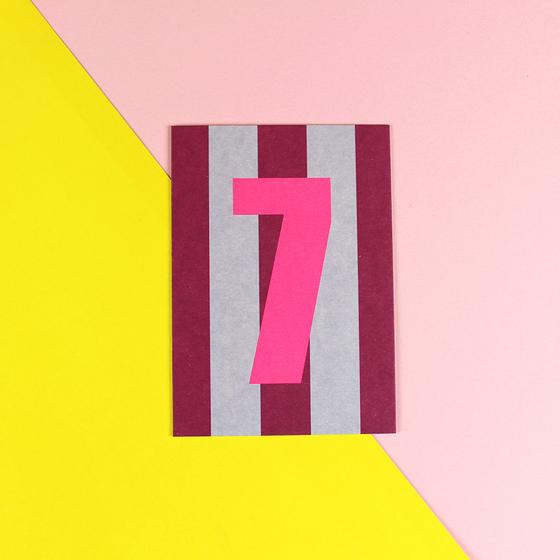ava&yves Postkarte - Zahl 7 Flieder Violett
