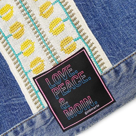 goldmarie Jeansweste LOVE PEACE MOIN - NR 40 - Stick-Applikation - Recycelt aus einer Jeansjacke - denim blau