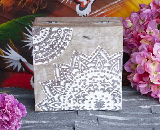 Mandala Silberbox, Mangoholz