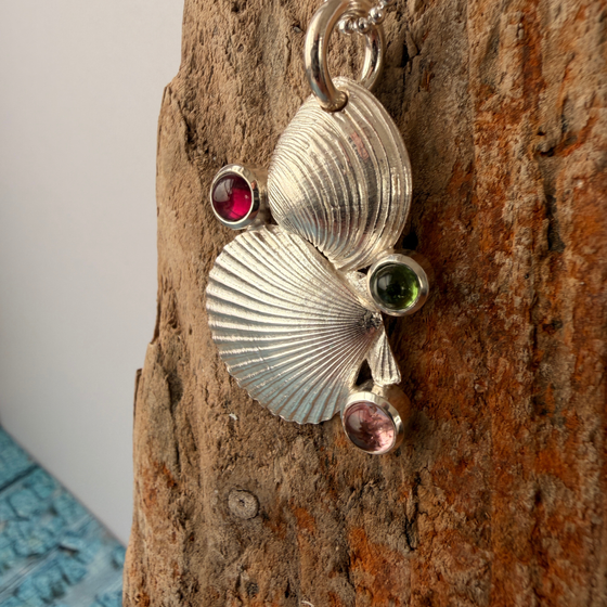 silberanhaenger_muscheln_ostsee