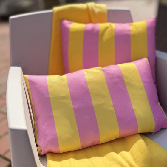 APOLLO - Outdoor Kissen 30x50 cm - Gestreift gelb rosa