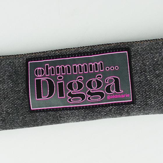 goldmarie Federtasche JEANS Recycelt -OHMMM DIGGA pink Label - denim grau - 21,5x5cm