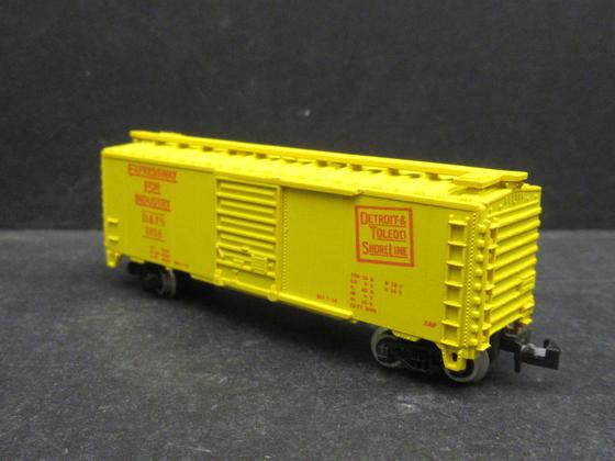 Atlas 3222 Dakota&Toledd Shore Line D&TS 3018 40' Single Door Boxcar gelb Spur N