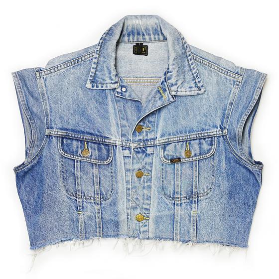 goldmarie Jeansweste LOVE PEACE MOIN - NR 06326 - Recycelt aus einer Jeansjacke - denim washed
