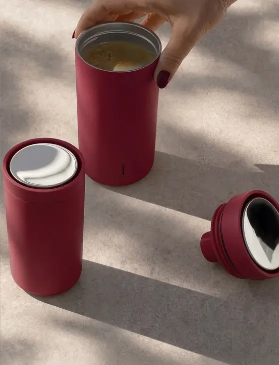 To Go Click Soft Cherry Red von Stelton