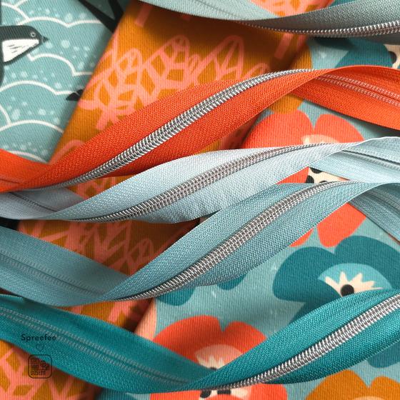 Graphic Nature Swallows Canvas aqua
