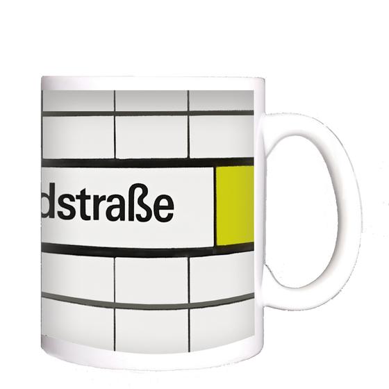 U-Bahn Kaffeebecher Kaffeetasse U-Bahnhof Leopoldstraße Linie U41 U47 U49 von tom bäcker Geschenkidee