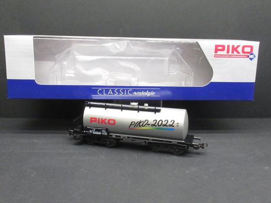 Piko 95752 PIKO Jahreswagen 2022 Kesselwagen silber Spur H0