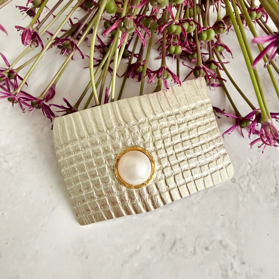 brosche_silber_perle_gold