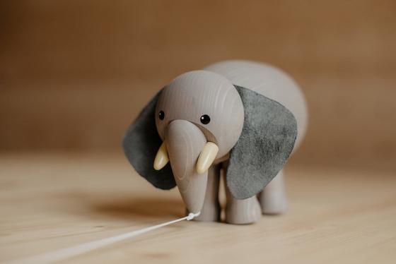 Elefant Lauftier aus dem Erzgebirge