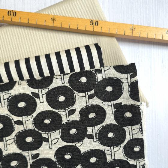 Flowers black Slub Cotton Poplin Sevenberry