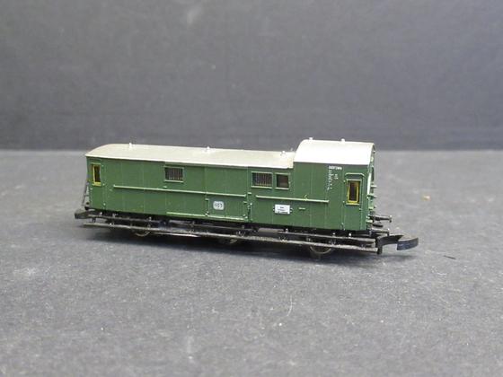 Märklin 8703 grüner Gepäckwagen der DB für Abteilwagen, Spur Z