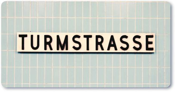 U-Bahnhof Turmstraße U-Bahn Magnet, Souvenir,  Kühlschrankmagnet Berlin von tom bäcker - U9 - Moabit 