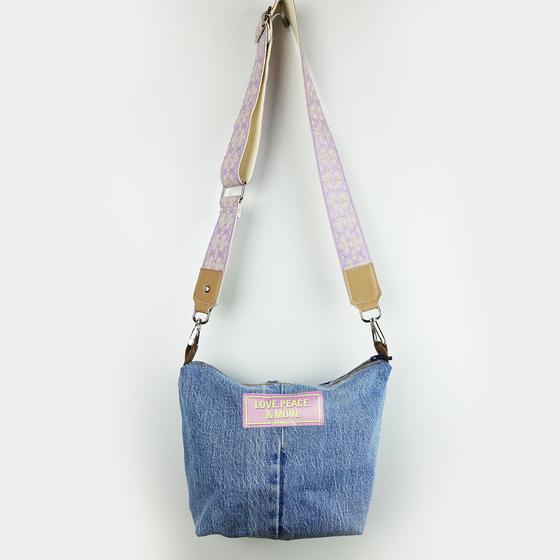 goldmarie Festival Tasche JEANS Recycelt - LOVE PEACE MOIN - Lilac New Edition - denim washed - 26x21cm