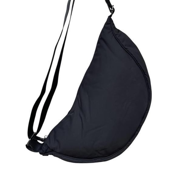 Calvia Puffer Moon Bag, Umhängetasche, schwarz