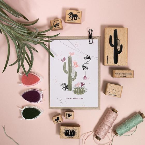 Cats on Appeltrees Stempel Lemur Haruna