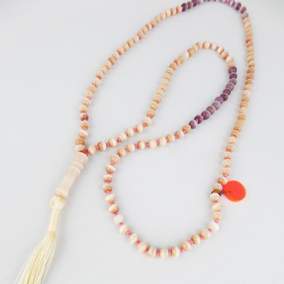 goldmarie Kette SUN BABE mit Fransenbommel creme-rosa-flieder