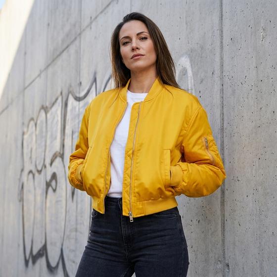 goldmarie Bomberjacke LOVE PEACE MOIN - Leo Label - goldgelb 