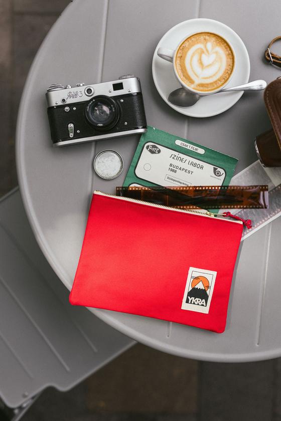 Ykra Pouch Red