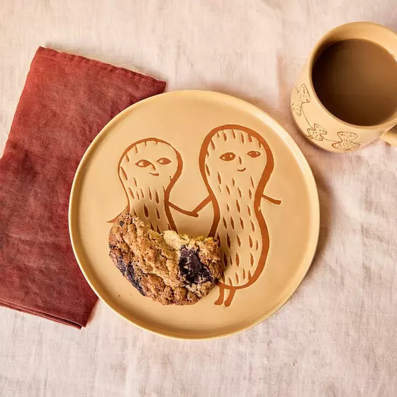 Peanut Side Plate von Donna Wilson