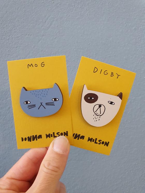 Pin Badge Bibi Bear von Donna Wilson