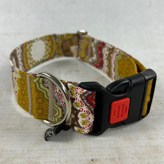 Halsband Ethnomuster senfgelb
