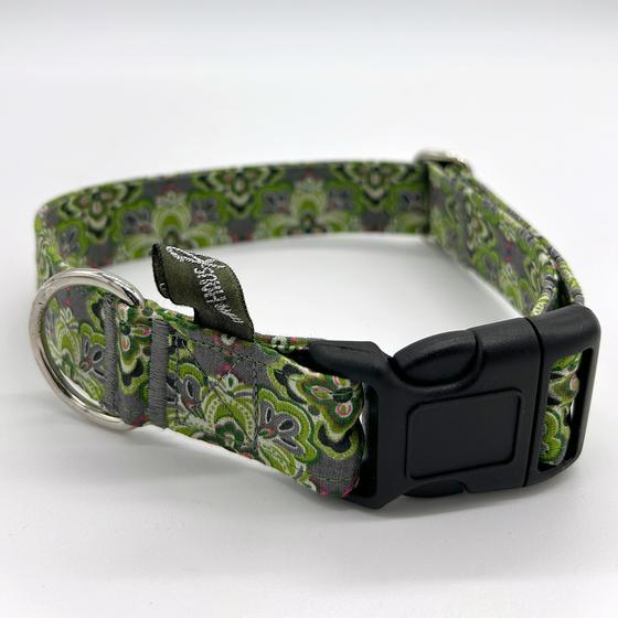 Halsband M - Paisleymuster grün