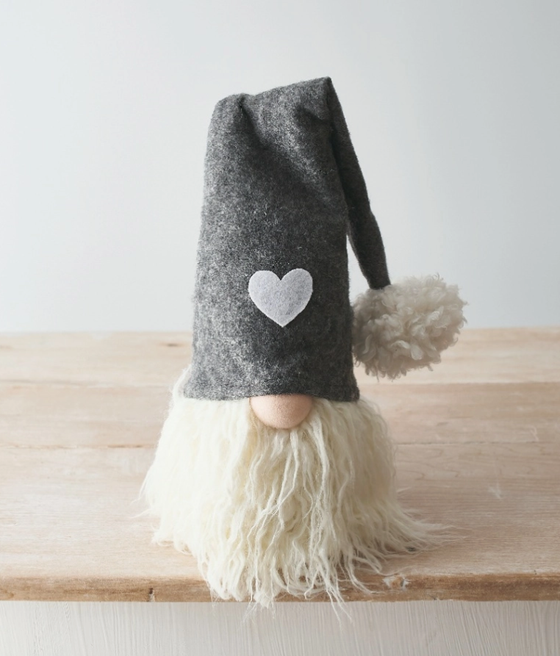 Figur | Dekoration Gonk mit Herz + Hut - Grau