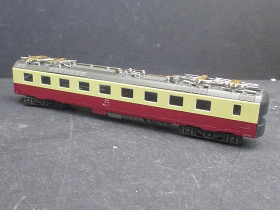 Hobbytrain 1400 302 Motorwagen Elektrotriebwagenzug RAe II Gottardo TEE-Lackierung SBB, Spur N