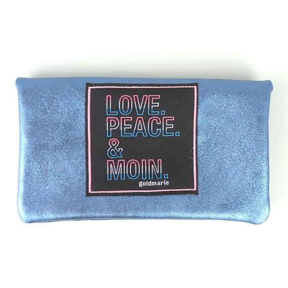 goldmarie Britt-Portemonnaie LOVE PEACE MOIN Neonschrift Label - Leder blau metallic - 15x9cm
