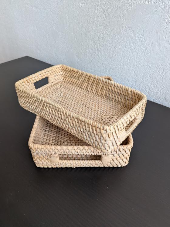 Tablett aus Rattan Kecil