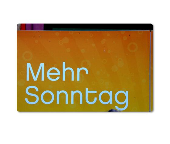 Magnet, Die schöne Sprache, tom bäcker, a-point-of-view, Postkarten, Mehr Sonntag, Afterhour, Clubbing, Wochenende, feiern, Berlin Karten, Streetart, Magnete kaufen, Magnetismus