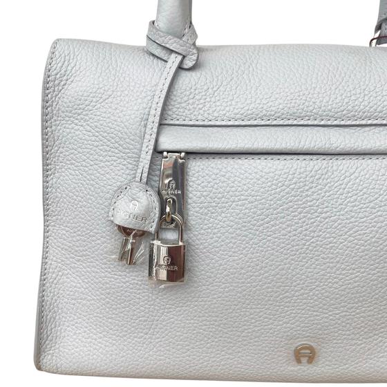 Aigner KAIA Handtasche hellgrau