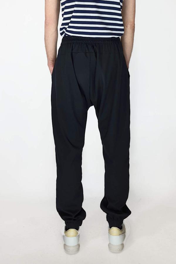 Faire Hose Bambus unisex schwarz von LUMEN ORGANIC vegan und regional produziert